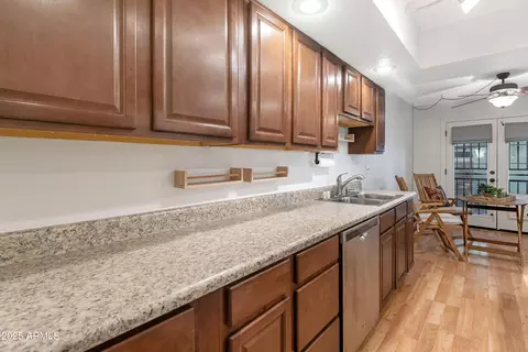 Kitchen - 1826 E Frier Dr #2, Phoenix, AZ 85020 photo 1 of 2
