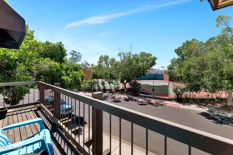 Exterior - 1826 E Frier Dr #2, Phoenix, AZ 85020 photo 3 of 7