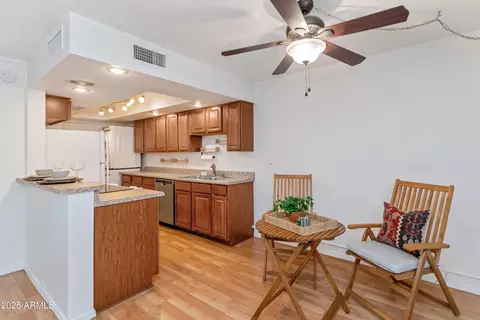 Dining - 1826 E Frier Dr #2, Phoenix, AZ 85020 photo 1 of 1