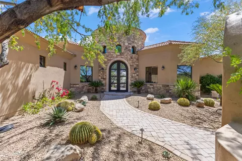 37334 N Winding Wash Trl, Carefree, AZ 85377