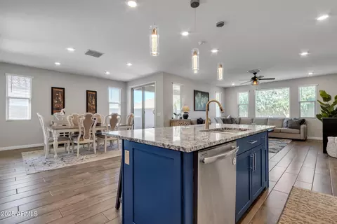 Kitchen - 5348 S 98th Pl, Mesa, AZ 85212 photo 3 of 4