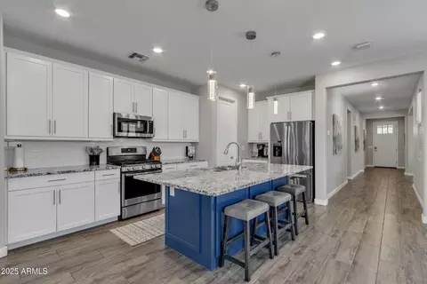 Entry Way - 5348 S 98th Pl, Mesa, AZ 85212 photo 1 of 2