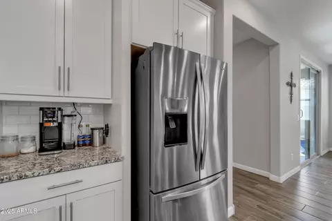 Kitchen - 5348 S 98th Pl, Mesa, AZ 85212 photo 4 of 4