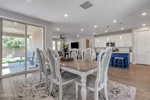 Dining - 5348 S 98th Pl, Mesa, AZ 85212 photo 2 of 2