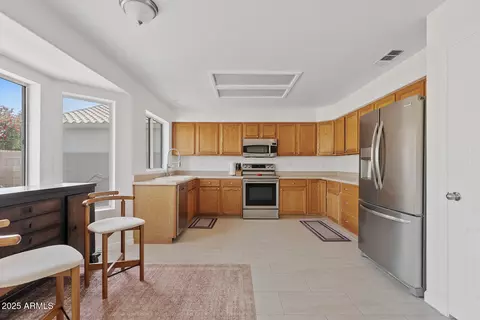 4422 E Dry Creek Rd, Phoenix, AZ 85044 photo 9