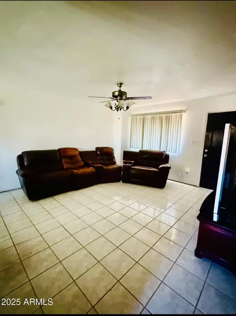 4302 E Burgess Ln, Phoenix, AZ 85042 photo 5
