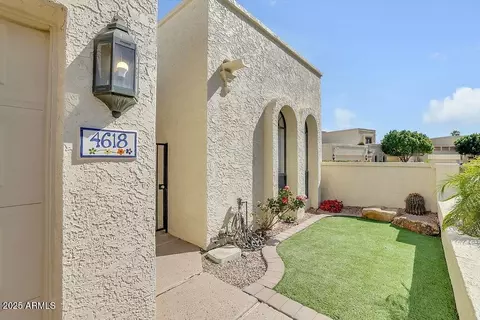 Exterior - 4618 E Valley View Dr, Phoenix, AZ 85044 photo 2 of 9