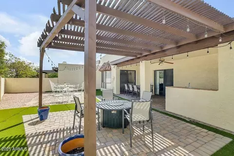 Exterior - 4618 E Valley View Dr, Phoenix, AZ 85044 photo 5 of 9