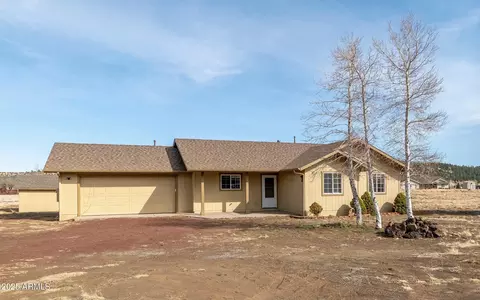 8080 Wendys Way, Flagstaff, AZ 86004