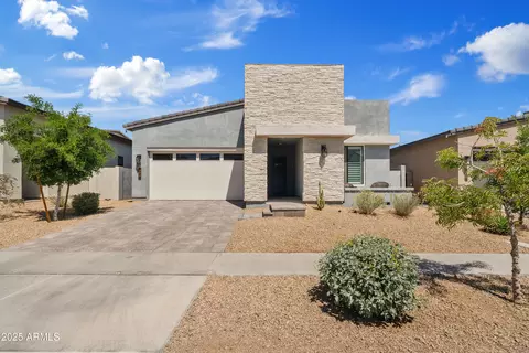 948 E La Mirada Dr, Phoenix, AZ 85042