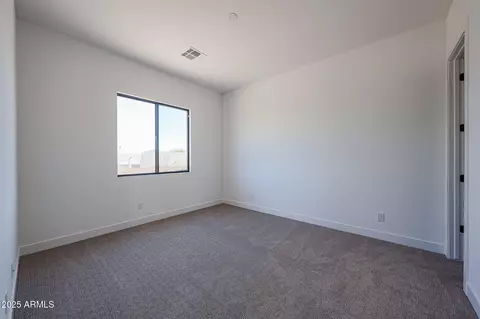 Bedroom - 1250 E Smokehouse Trl, Phoenix, AZ 85085 photo 4 of 9