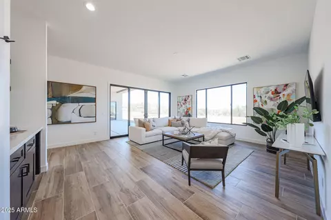Living - 1250 E Smokehouse Trl, Phoenix, AZ 85085 photo 9 of 10