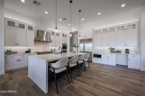 Kitchen - 1250 E Smokehouse Trl, Phoenix, AZ 85085 photo 1 of 7