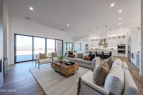 Living - 1250 E Smokehouse Trl, Phoenix, AZ 85085 photo 4 of 10