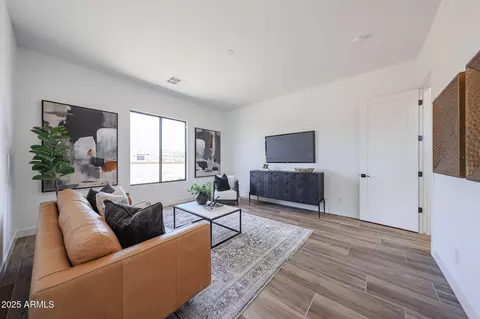 Living - 1250 E Smokehouse Trl, Phoenix, AZ 85085 photo 2 of 10