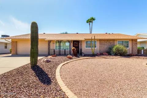 19402 N Welk Dr, Sun City, AZ 85373