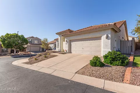 1226 E Presidio Rd, Phoenix, AZ 85022 photo 3