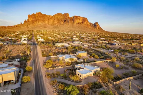 View/Area - 4947 E Mining Camp St, Apache Junction, AZ 85119 photo 5 of 7