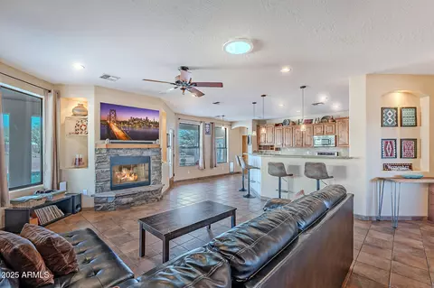 Living - 4947 E Mining Camp St, Apache Junction, AZ 85119 photo 1 of 3