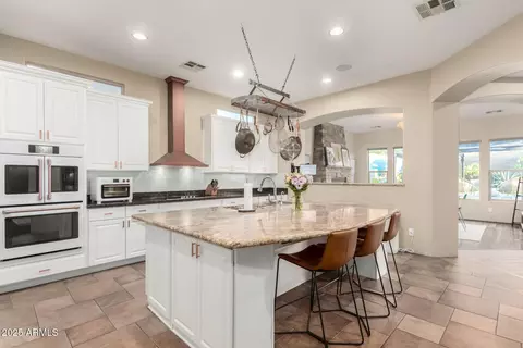 Kitchen - 2335 E Allen St, Phoenix, AZ 85042 photo 2 of 5