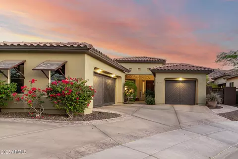 Exterior - 2335 E Allen St, Phoenix, AZ 85042 photo 3 of 18