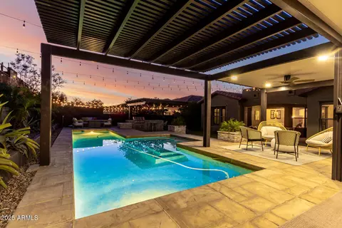 Exterior - 2335 E Allen St, Phoenix, AZ 85042 photo 9 of 18