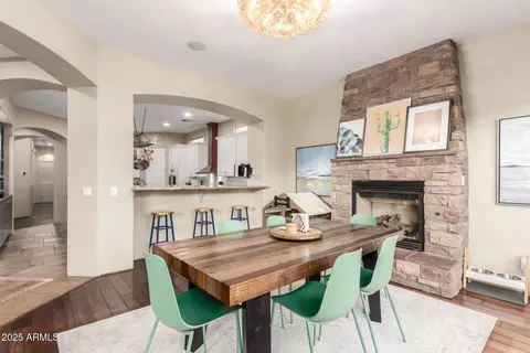 Dining - 2335 E Allen St, Phoenix, AZ 85042 photo 2 of 3