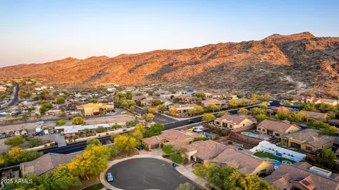 View/Area - 2335 E Allen St, Phoenix, AZ 85042 photo 7 of 10