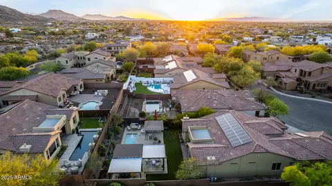 View/Area - 2335 E Allen St, Phoenix, AZ 85042 photo 3 of 10