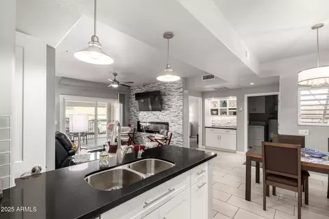 13700 N Fountain Hills Blvd #135, Fountain Hills, AZ 85268
