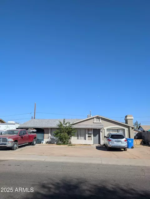 4744 W Holly St, Phoenix, AZ 85035