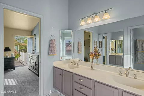 Bath - 4715 E Carmen St, Phoenix, AZ 85044 photo 2 of 5