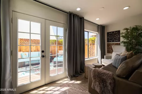 Living - 6526 N 13th Dr, Phoenix, AZ 85013 photo 5 of 5