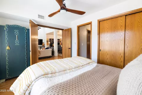 Bedroom - 6526 N 13th Dr, Phoenix, AZ 85013 photo 3 of 7