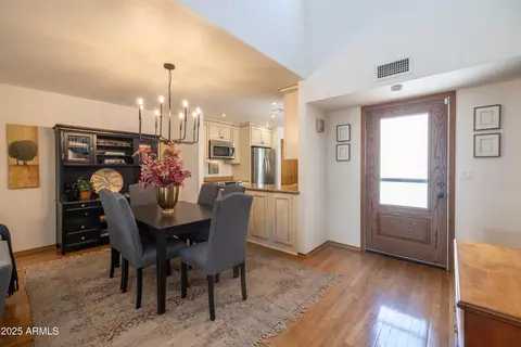 Dining - 6526 N 13th Dr, Phoenix, AZ 85013 photo 1 of 6