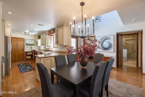 Dining - 6526 N 13th Dr, Phoenix, AZ 85013 photo 6 of 6