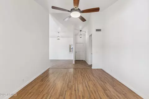 4007 W Thunderbird Rd, Phoenix, AZ 85053 photo 9