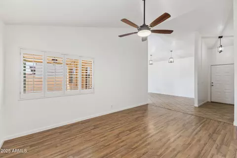 4007 W Thunderbird Rd, Phoenix, AZ 85053 photo 8