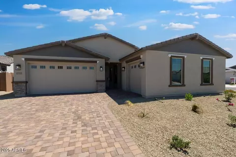 17110 W Hackamore Dr, Surprise, AZ 85387