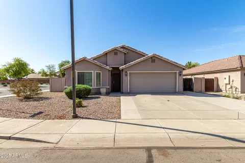 2805 E Desert Rose Trl, San Tan Valley, AZ 85143