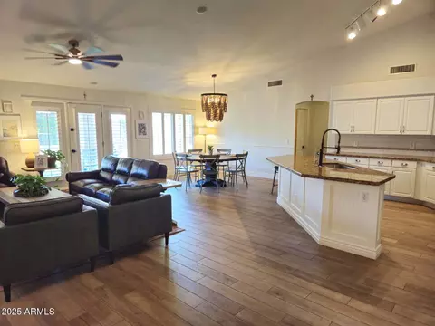 6514 E Oasis St, Mesa, AZ 85215 photo 8
