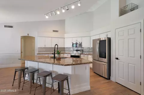 6514 E Oasis St, Mesa, AZ 85215 photo 9