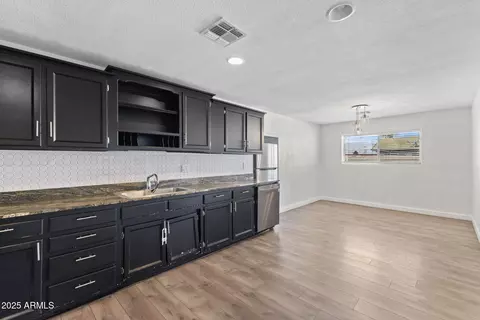 6714 N 26th Dr, Phoenix, AZ 85017 photo 18