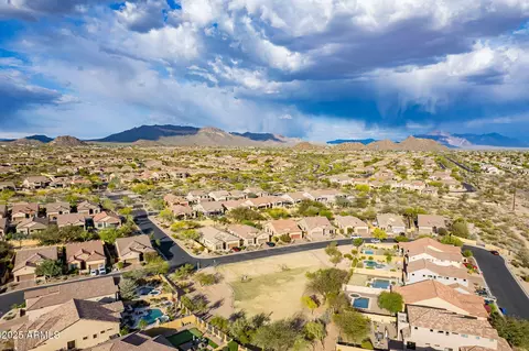 View/Area - 8348 E Indigo St, Mesa, AZ 85207 photo 2 of 16