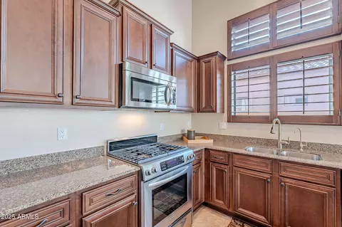 Kitchen - 8348 E Indigo St, Mesa, AZ 85207 photo 4 of 5