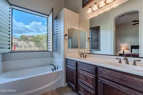 Bath - 8348 E Indigo St, Mesa, AZ 85207 photo 6 of 6