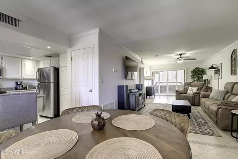 Dining - 4303 E Cactus Rd #442, Phoenix, AZ 85032 photo 2 of 3