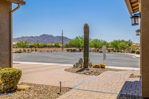 Exterior - 2072 E Blackhawk Ct, Gilbert, AZ 85298 photo 15 of 16