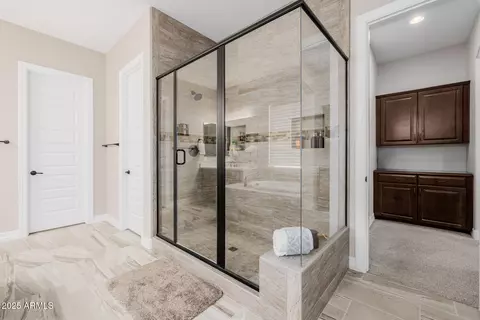 Entry Way - 2072 E Blackhawk Ct, Gilbert, AZ 85298 photo 5 of 8