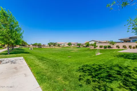 Exterior - 2072 E Blackhawk Ct, Gilbert, AZ 85298 photo 12 of 16